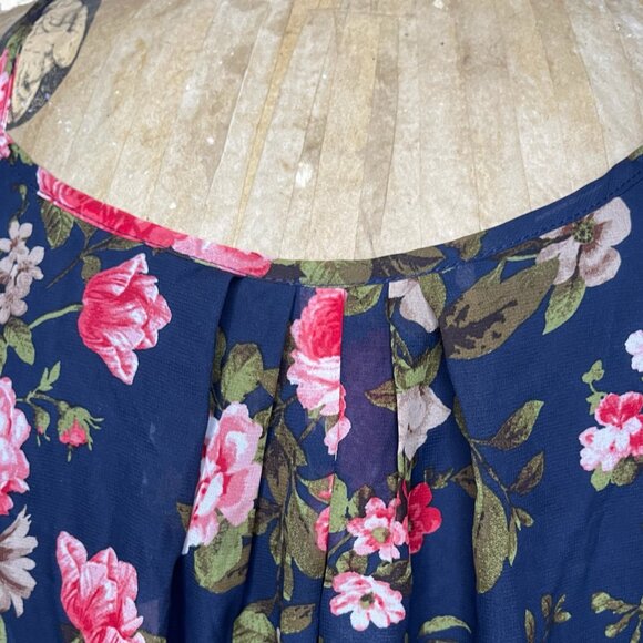 Ssoulm Women 2XL Navy Floral Tank Top Plus Size Office Cottage Peasant Pleated - Picture 5 of 9